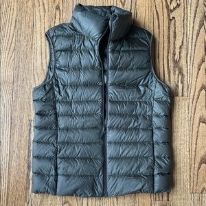 Lightweight Quilted Puffer Vest - Olive